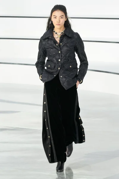 Look 23
